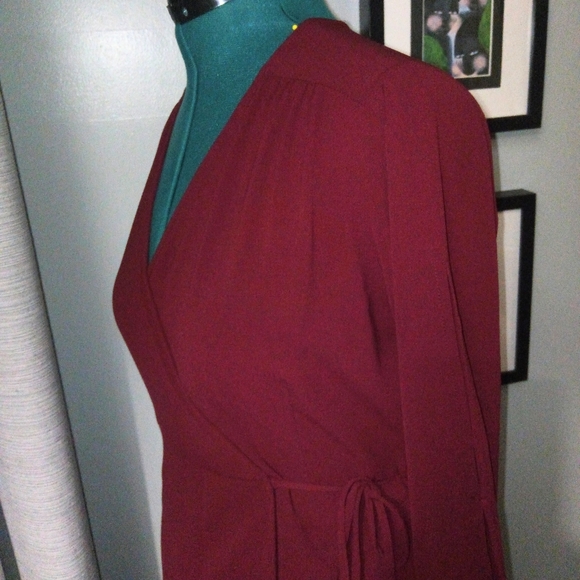 Monteau Wrap Dress With Peek A Boo Slit Sleeves Sz L NWT - Picture 8 of 14